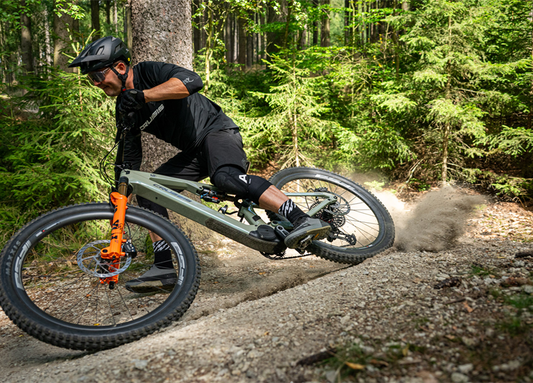 mehr zu Ab 2026 bei Fahrrad Sperk: CRUSSIS E-Bikes mit DJI-Motor